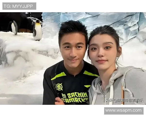 张秀英畅谈和平精英S15电竞生涯背后的故事与成长经历